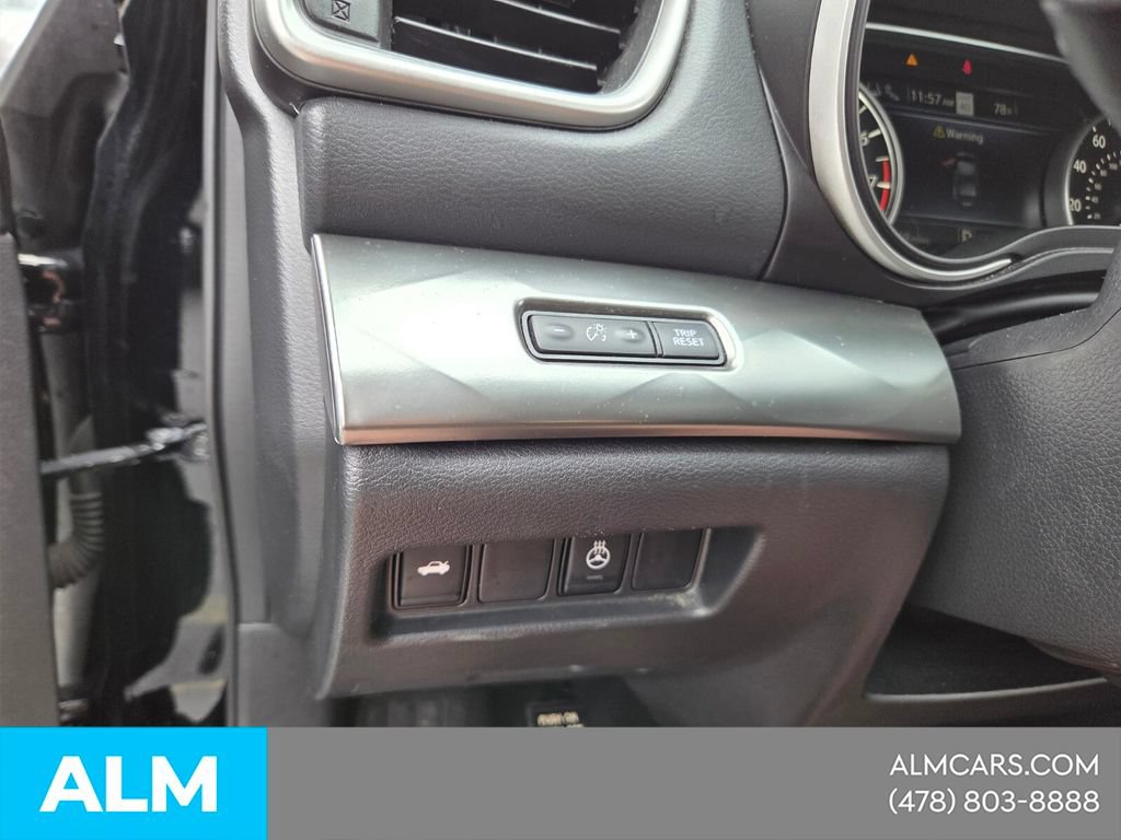 Used 2023 Nissan Maxima SL FWD image 28