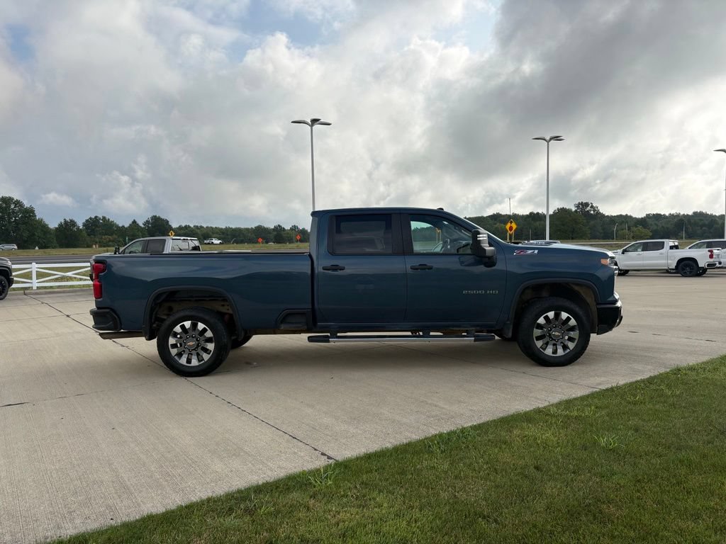 Used 2024 Chevrolet Silverado 2500 Custom w/ Custom Value Package AWD/4WD image 7