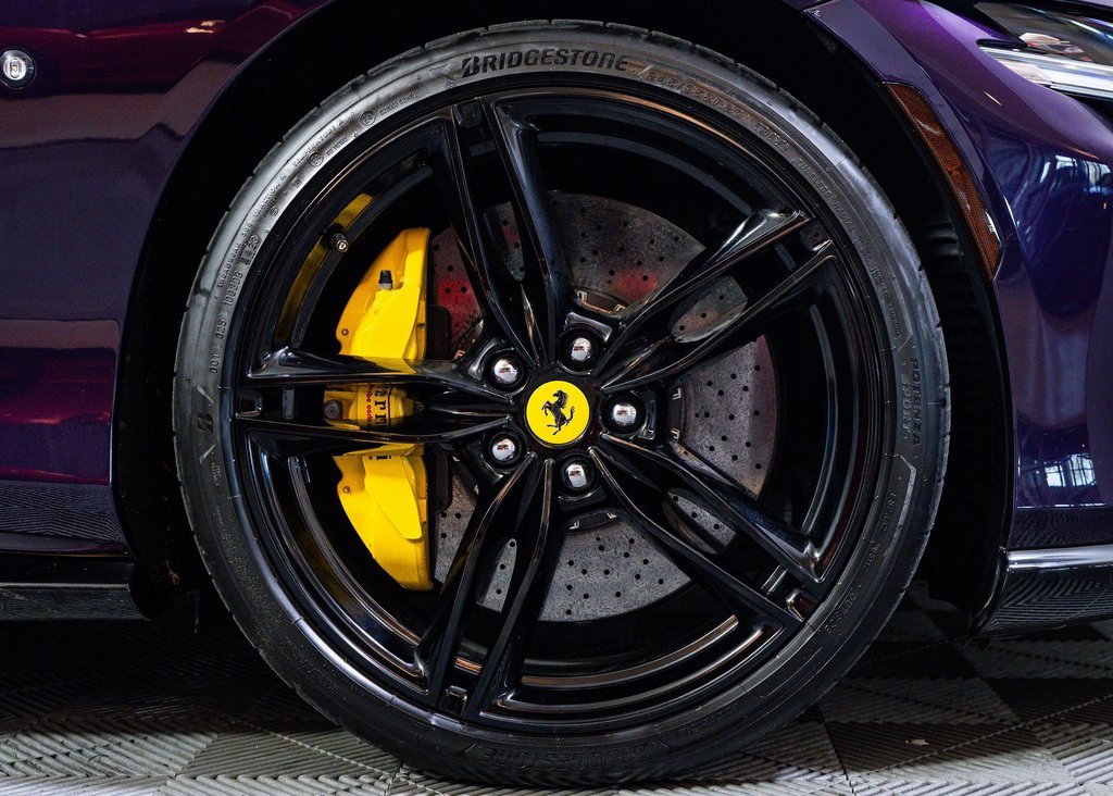 Certified 2023 Ferrari Roma image 8