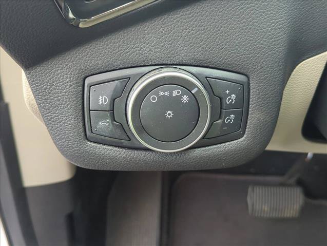 Used 2018 Ford Escape SEL FWD image 11