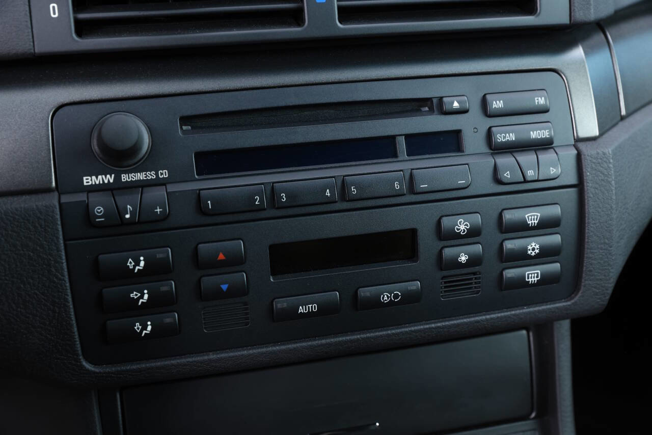 Used 2004 BMW M3 Coupe image 52