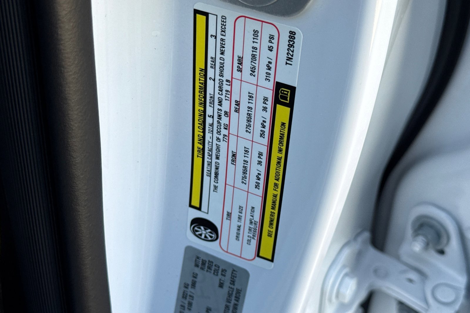 New 2026 RAM 1500 4x4 Crew Cab image 25