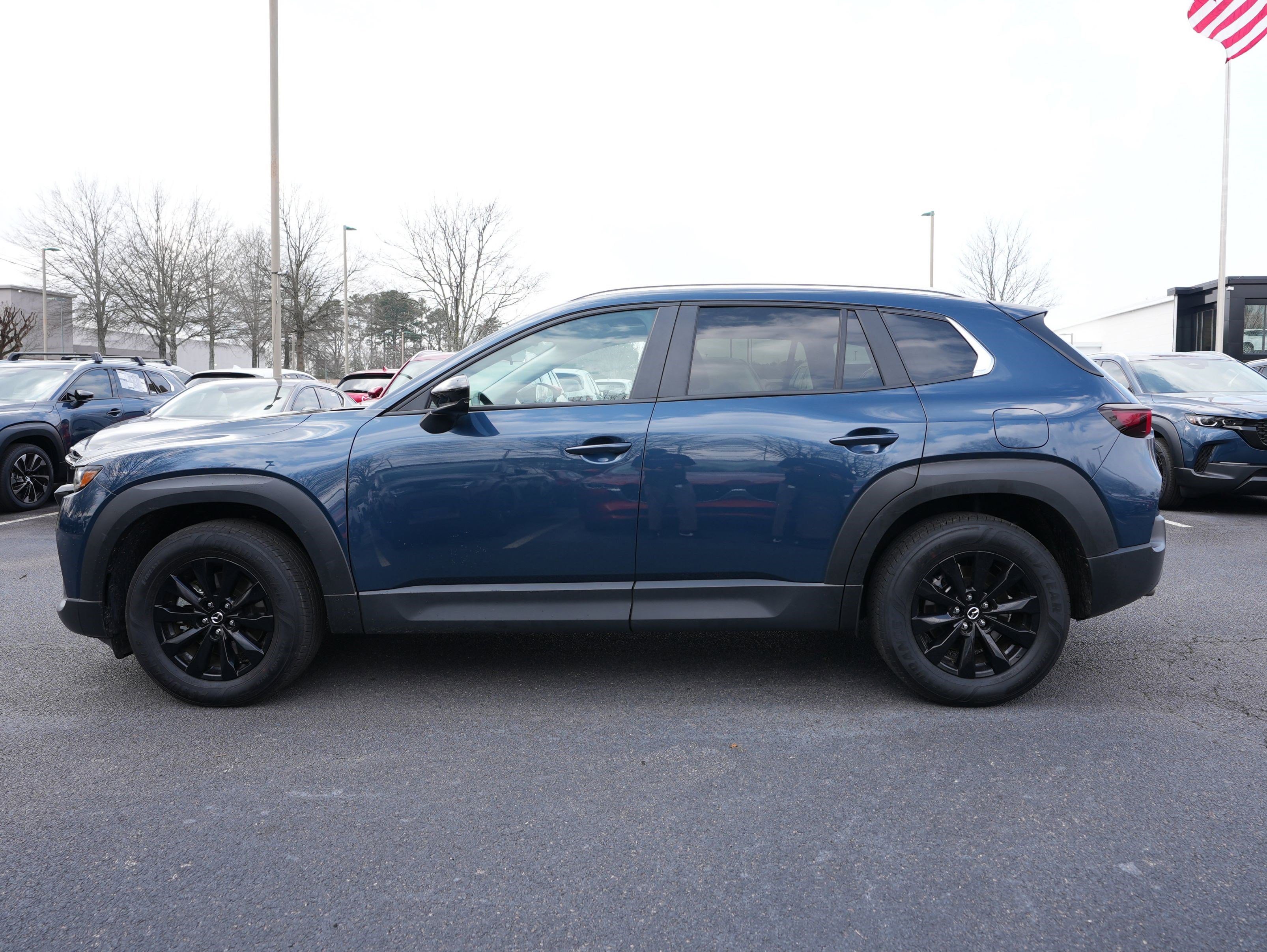 Certified 2025 MAZDA CX-50 AWD 2.5 S w/ Premium Package image 5