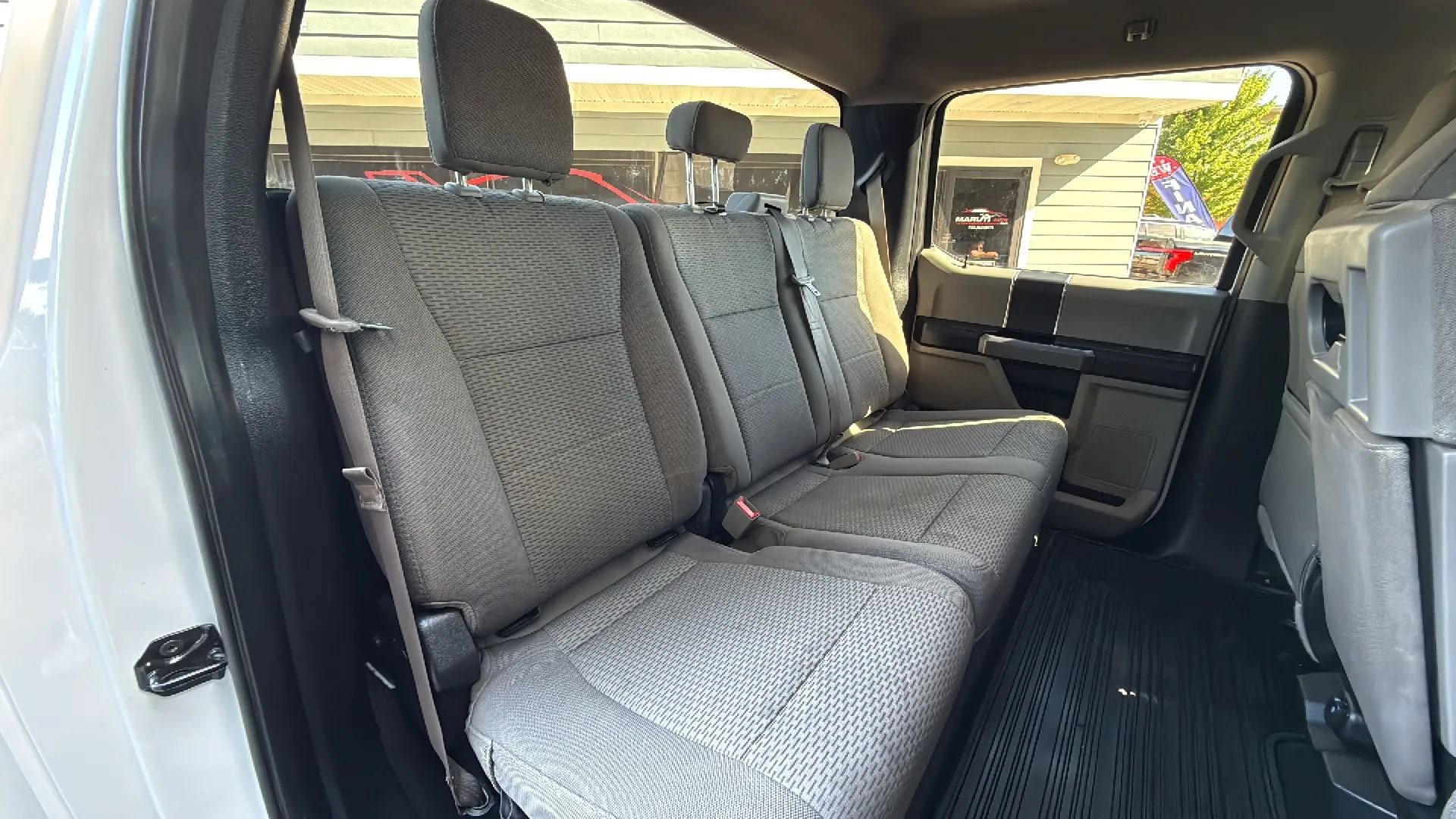Used 2019 Ford F550 4x4 Crew Cab Super Duty w/ XLT Value Package image 26