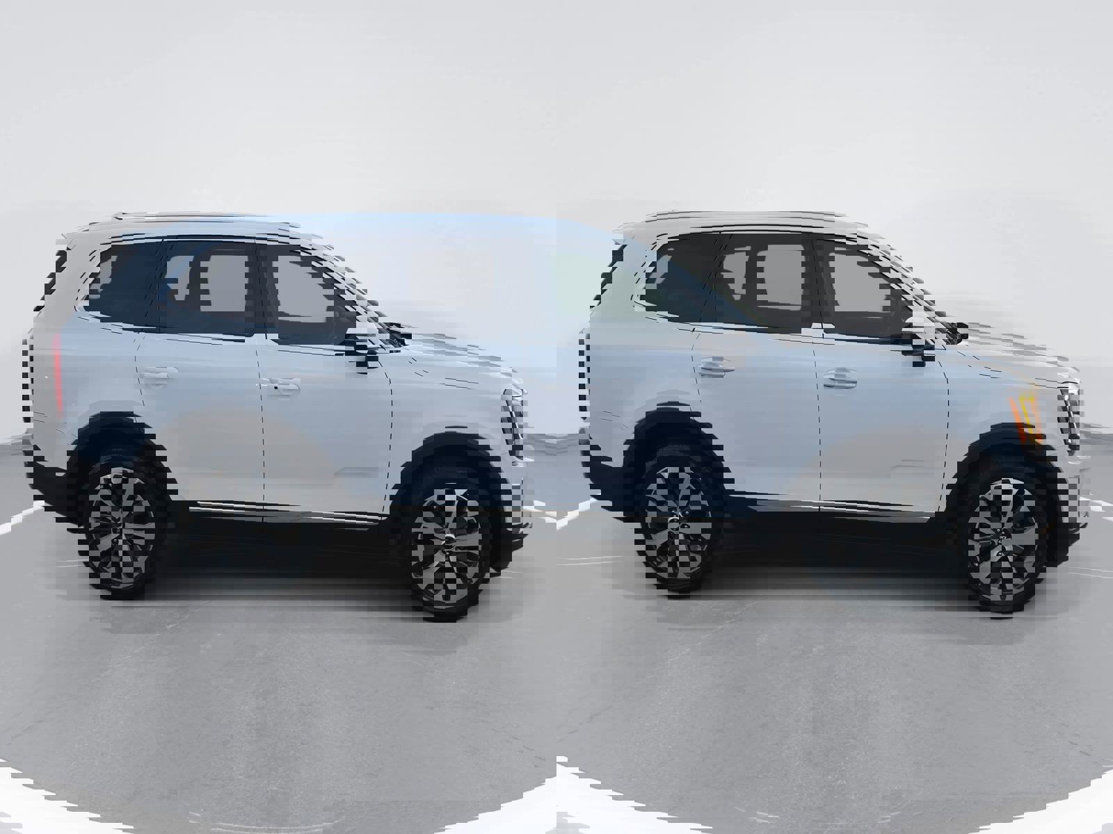 Used 2022 Kia Telluride EX w/ EX Premium Package image 4