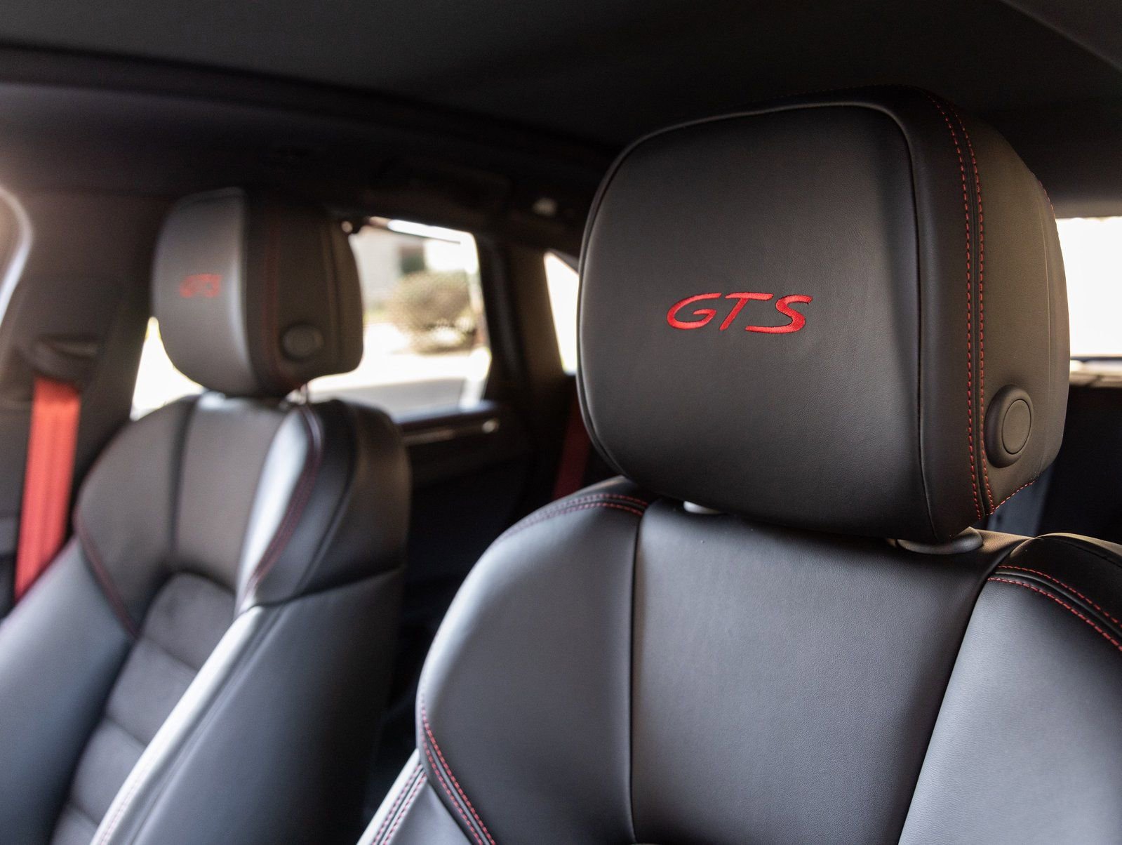 New 2026 Porsche Macan GTS AWD/4WD image 23