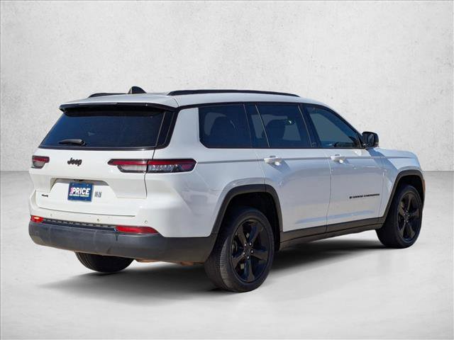 Used 2023 Jeep Grand Cherokee L Laredo image 5