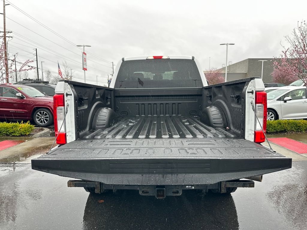 Used 2017 Ford F250 XLT w/ Camper Package image 25