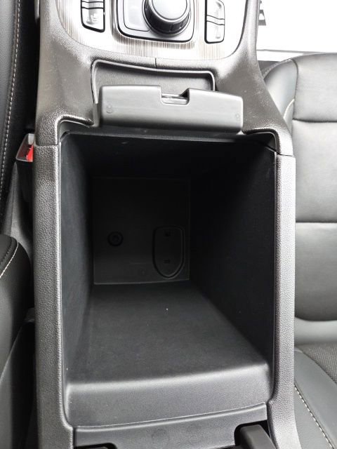 Used 2023 GMC Acadia SLT w/ Preferred Package image 54