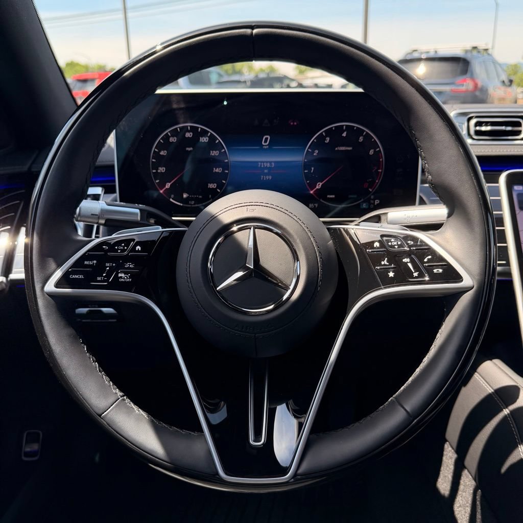 Used 2024 Mercedes-Benz S 580 4MATIC Sedan image 14