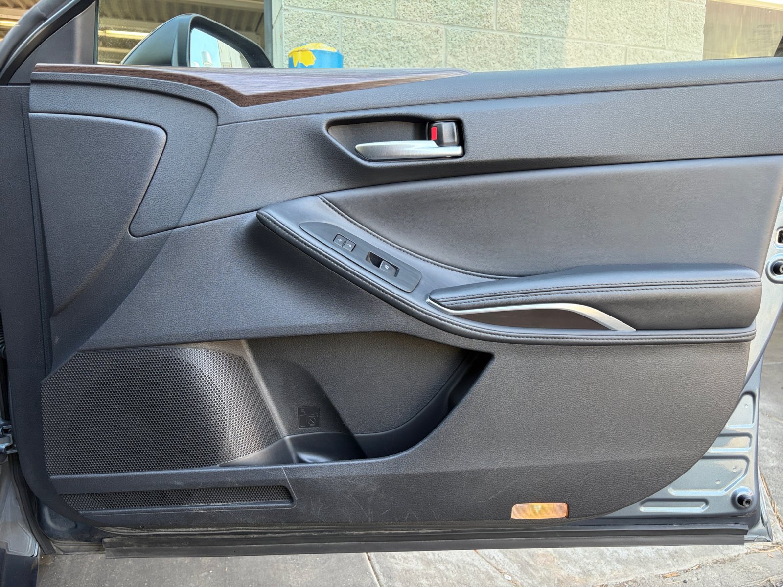 Used 2019 Toyota Avalon XLE w/ Moonroof Package FWD image 26