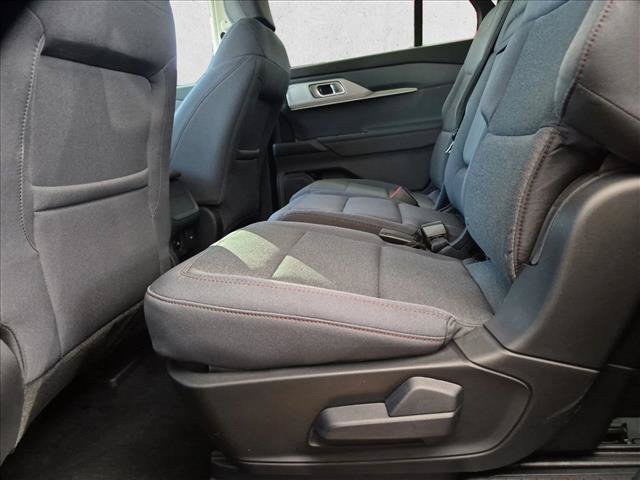 New 2026 Ford Explorer Active RWD image 16