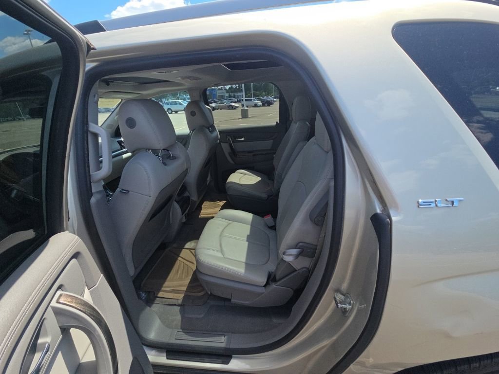Used 2016 GMC Acadia SLT w/ Open Road Package FWD image 12