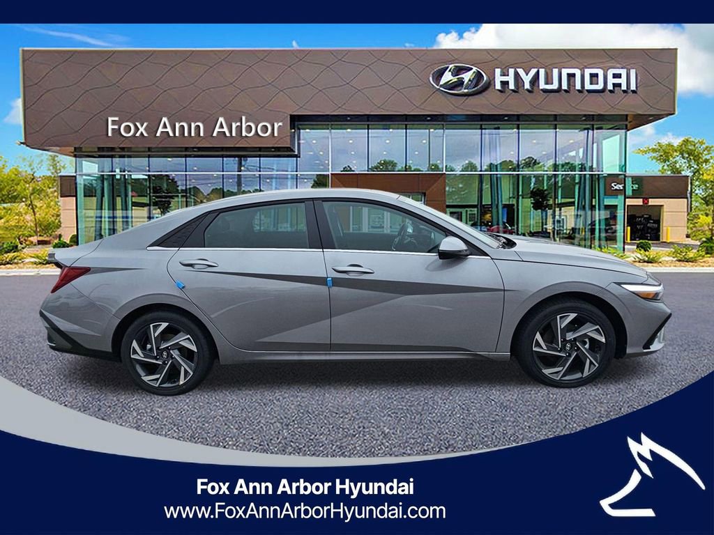 New 2026 Hyundai Elantra Limited FWD image 6
