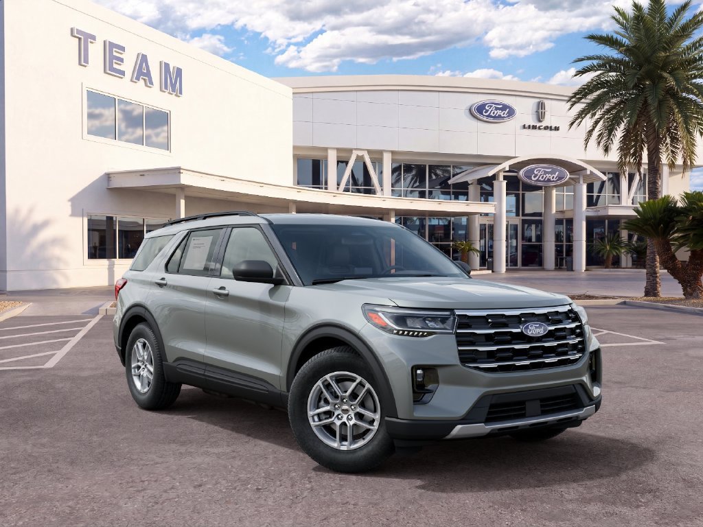 New 2027 Ford Explorer Active w/ Active Comfort Package RWD image 4
