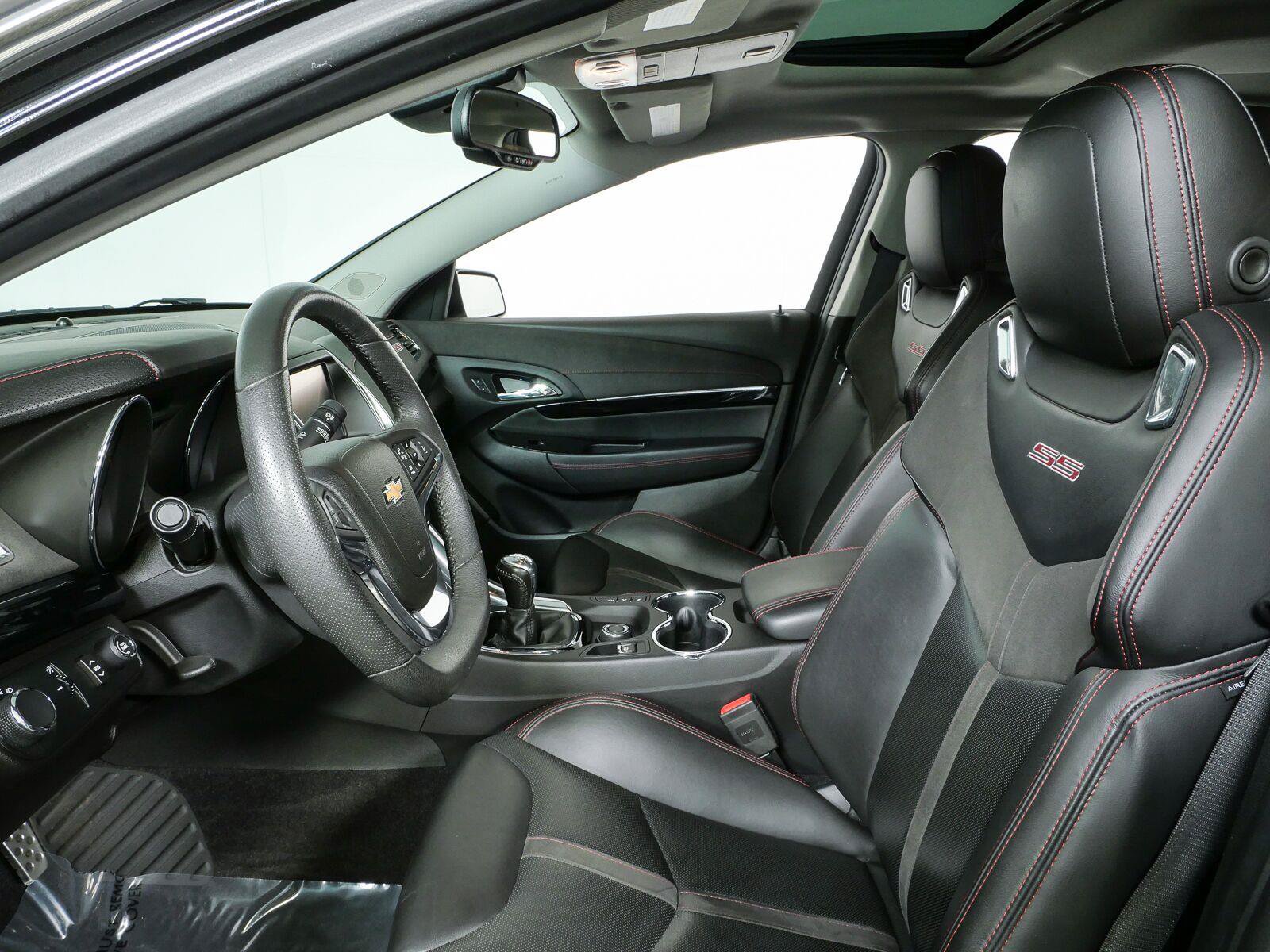 Used 2017 Chevrolet SS RWD image 6