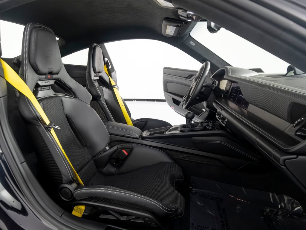 Certified 2026 Porsche 911 GT3 RWD image 40