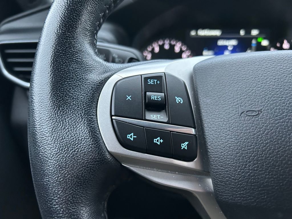 Used 2020 Ford Explorer XLT w/ Equipment Group 202A image 19