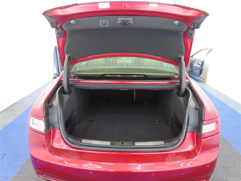 Used 2018 Lincoln Continental Select w/ Continental Climate Package AWD/4WD image 14