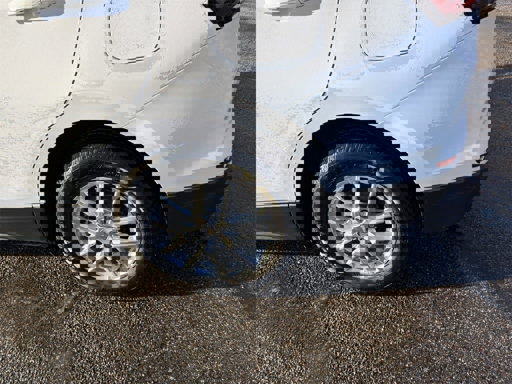 Used 2022 Chevrolet Equinox LT image 6