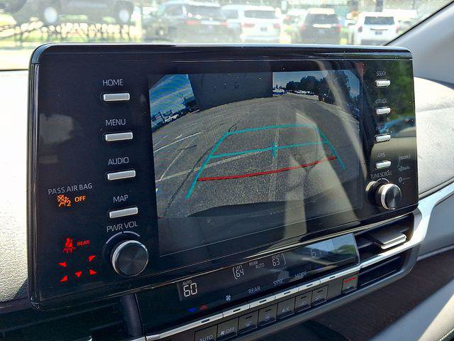 Certified 2021 Toyota Sienna XLE AWD/4WD image 19