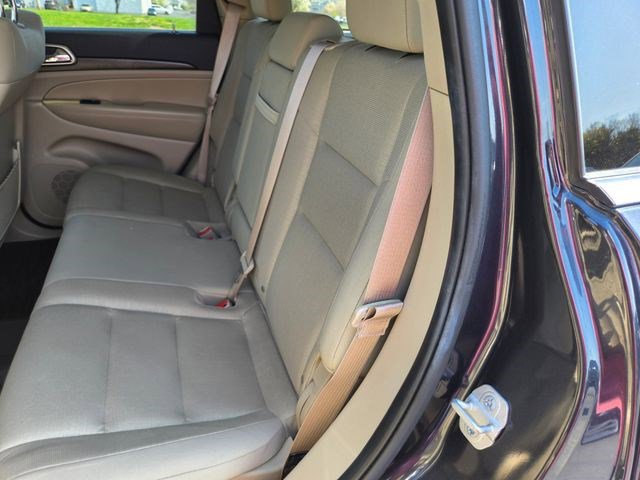 Used 2014 Jeep Grand Cherokee Laredo w/ Quick Order Package 23E image 9