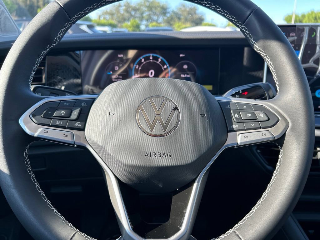New 2026 Volkswagen Tiguan SE FWD image 24