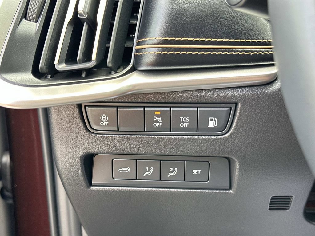 Certified 2024 MAZDA CX-90 Plug-In Hybrid w/ Premium Plus AWD/4WD image 19