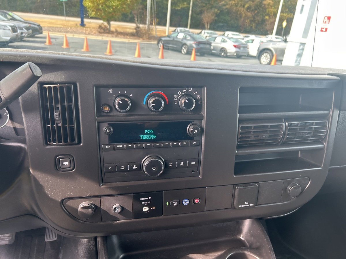 Used 2022 Chevrolet Express 2500 w/ Driver Convenience Package image 23