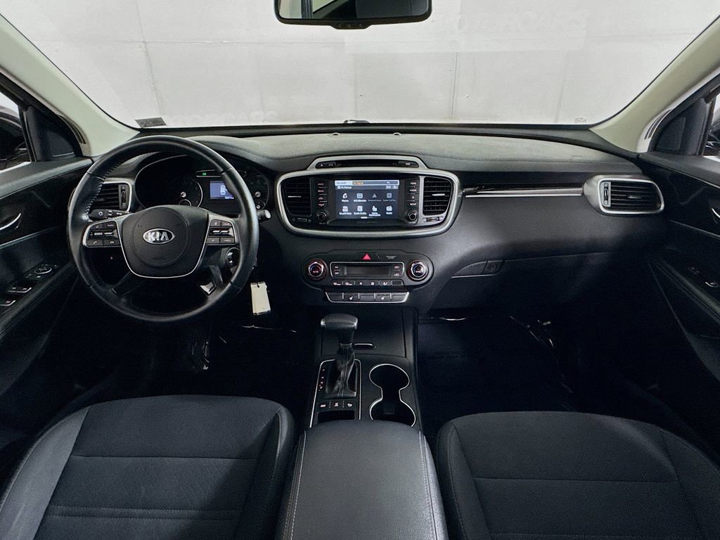 Used 2019 Kia Sorento LX w/ LX Convenience Package image 28