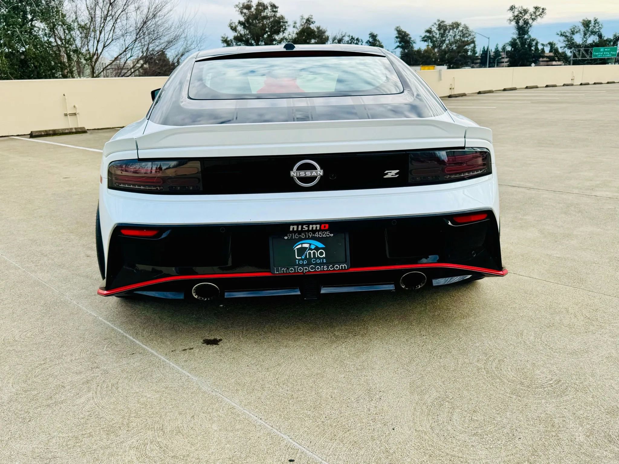 Used 2024 Nissan Z NISMO w/ Floor Mat Package image 23