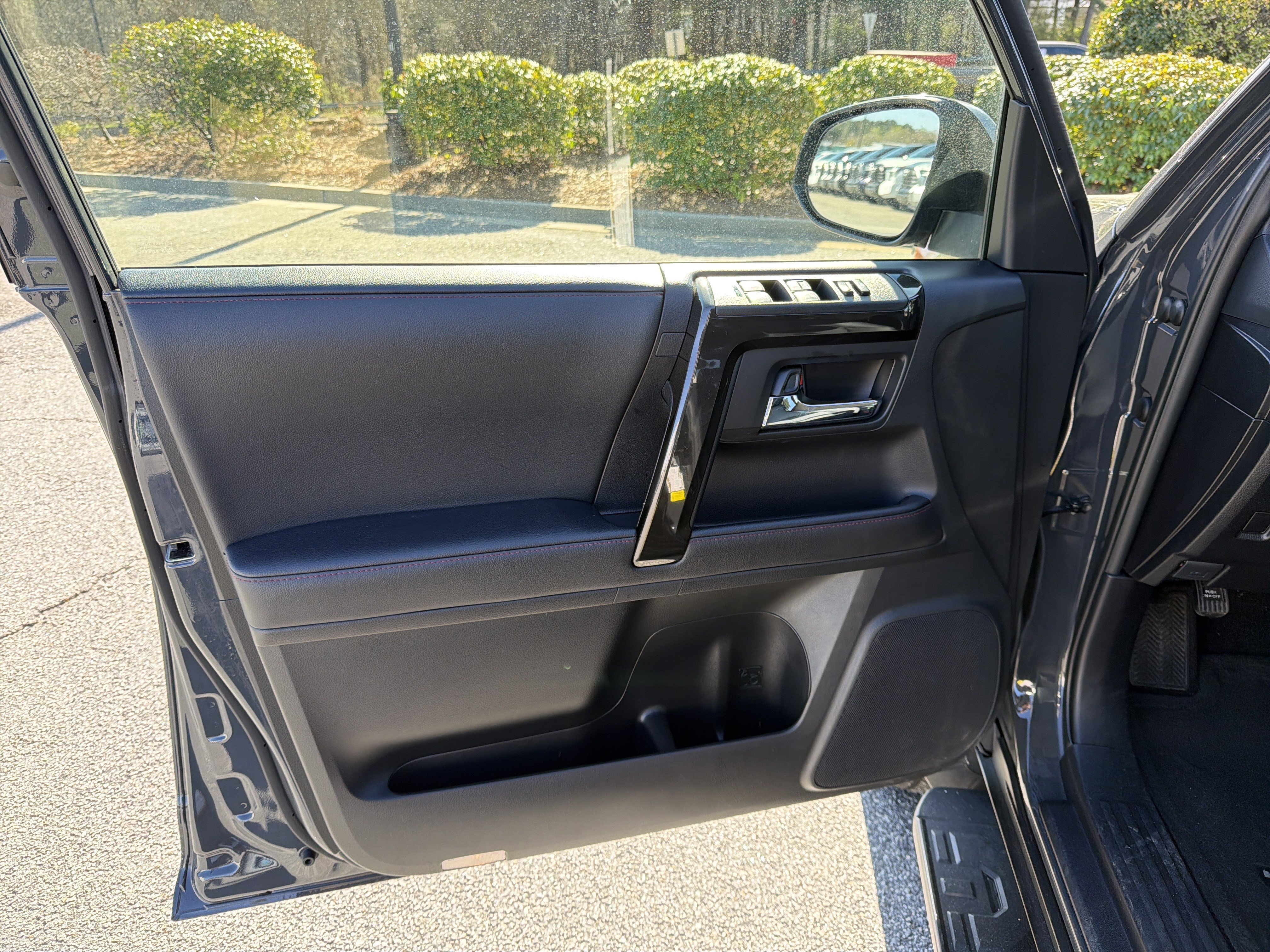 Certified 2024 Toyota 4Runner TRD Off-Road Premium image 21