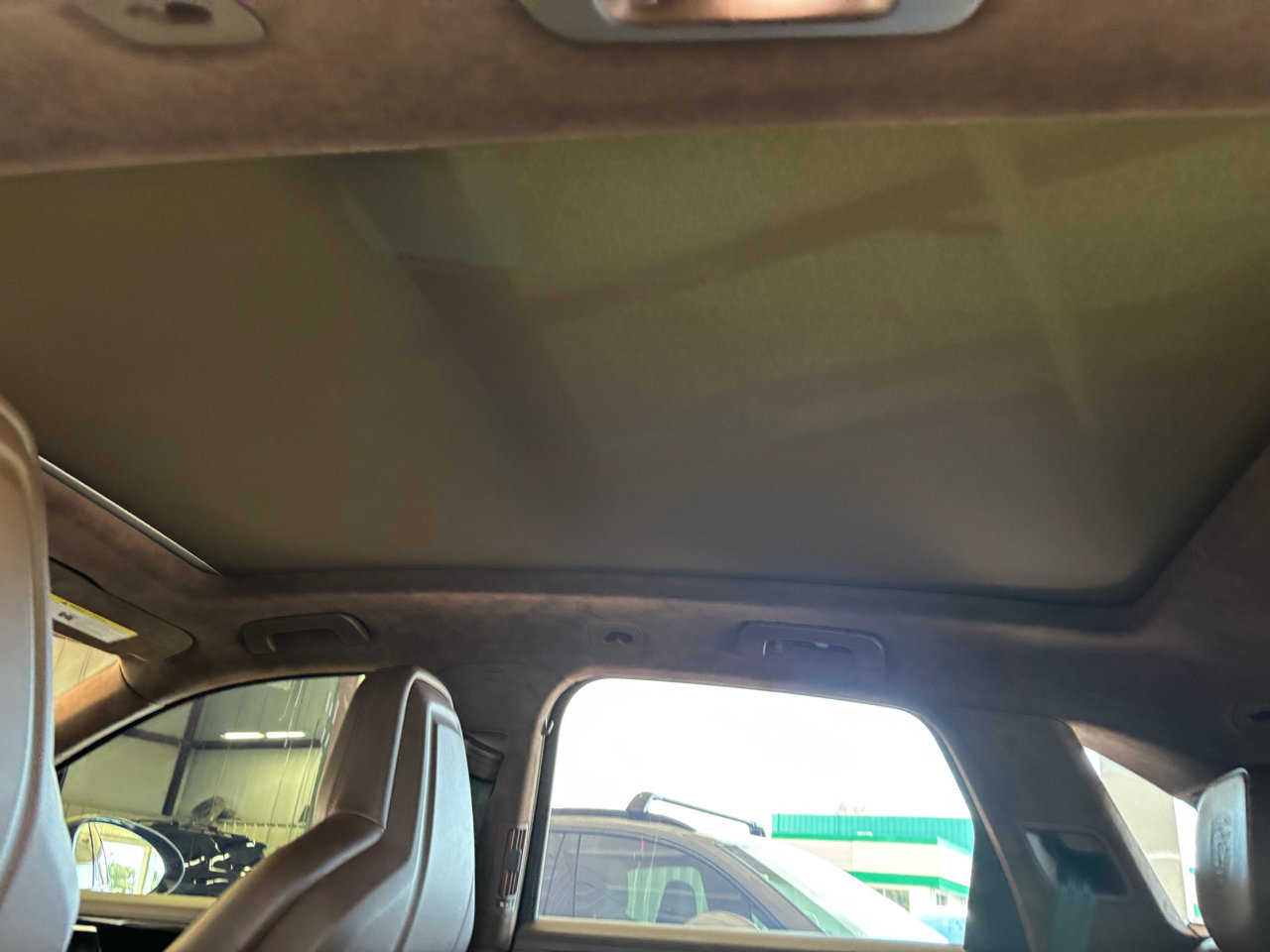 Used 2021 Porsche Cayenne Turbo S image 38