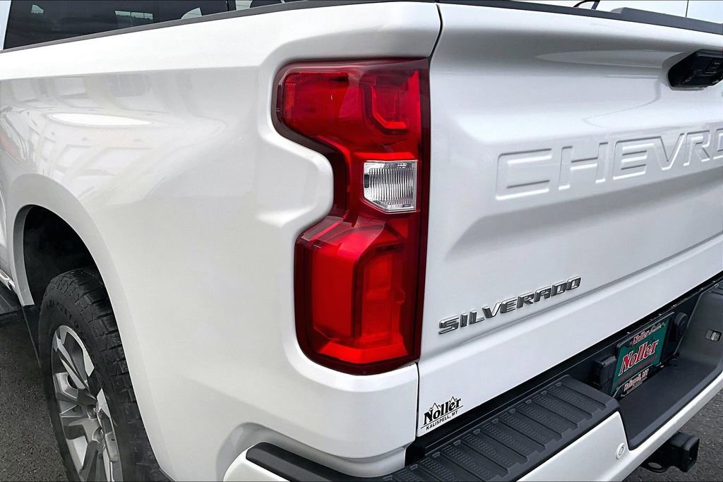 Used 2022 Chevrolet Silverado 1500 High Country w/ Z71 Off-Road Package AWD/4WD image 31