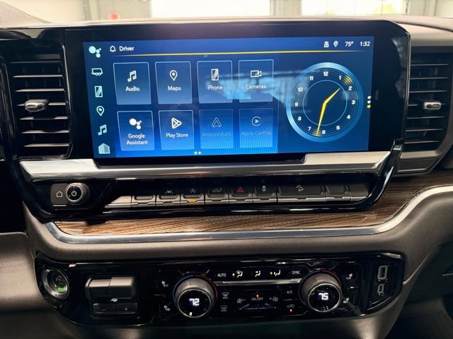 Used 2024 Chevrolet Silverado 1500 RST AWD/4WD image 36