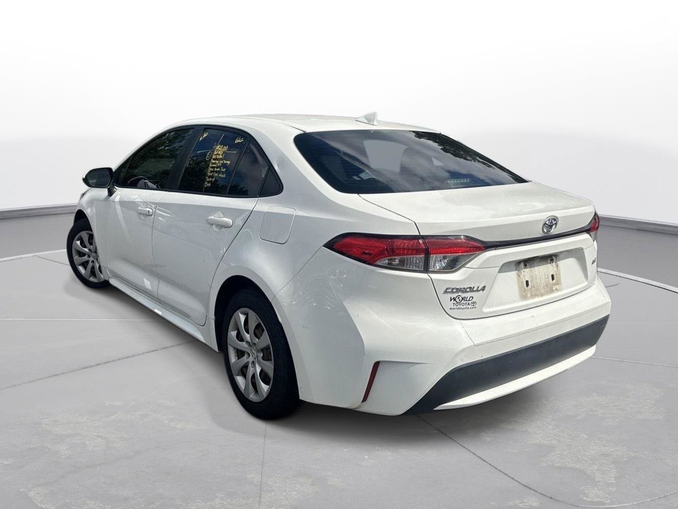 Used 2020 Toyota Corolla LE FWD image 8