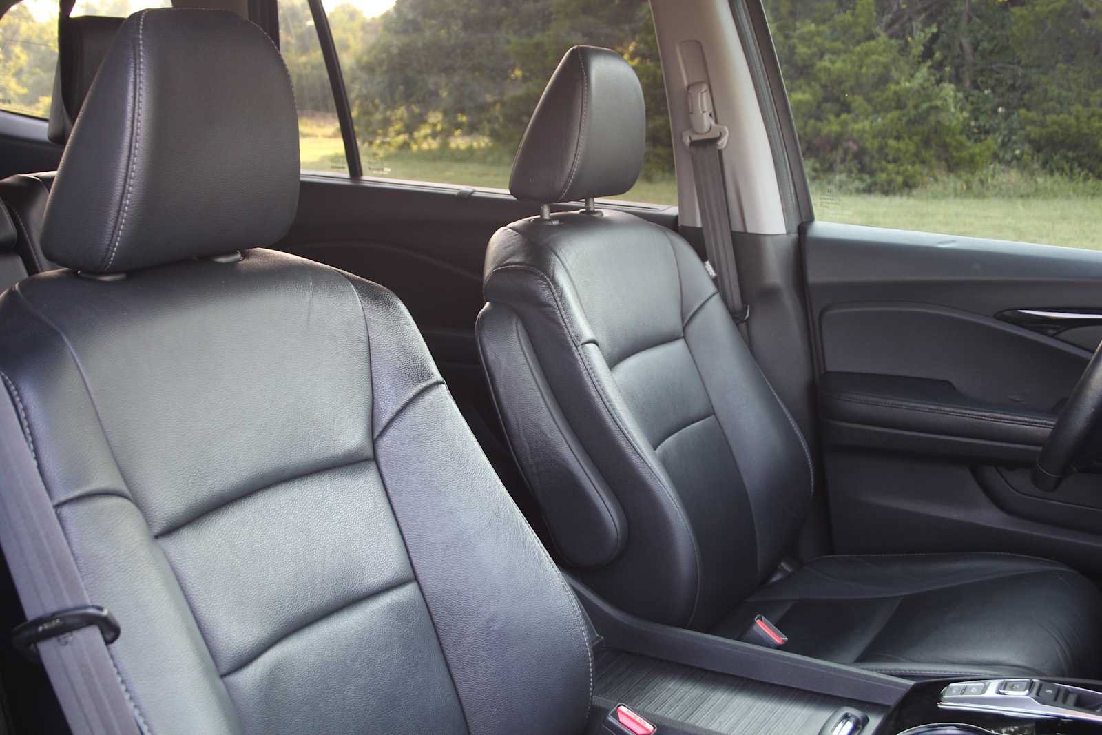 Used 2017 Honda Pilot Touring image 19