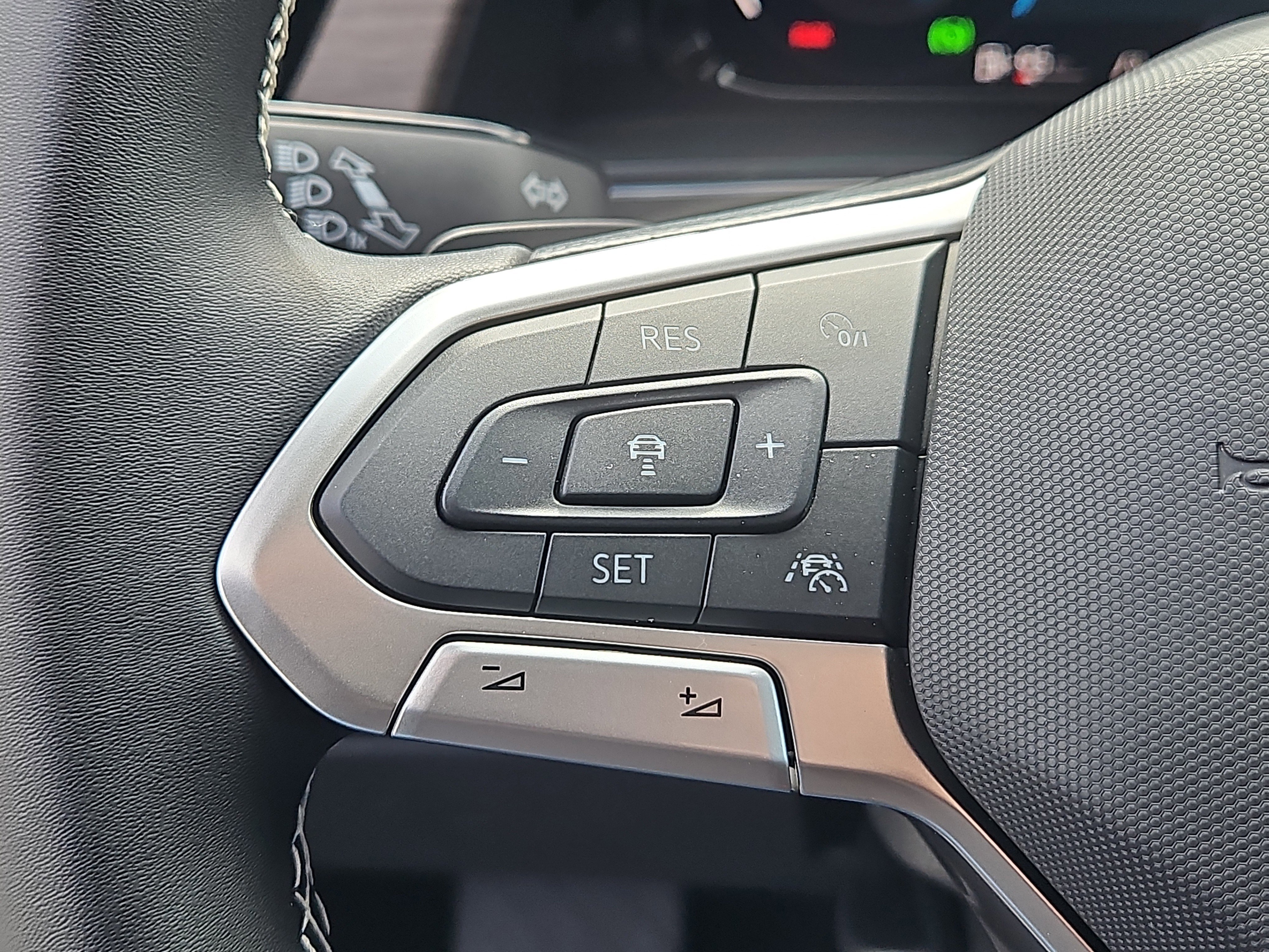 New 2026 Volkswagen Atlas SEL image 16