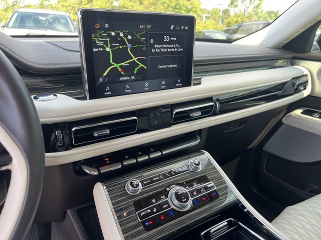 Used 2023 Lincoln Aviator Black Label w/ Dynamic Handling Package AWD/4WD image 32