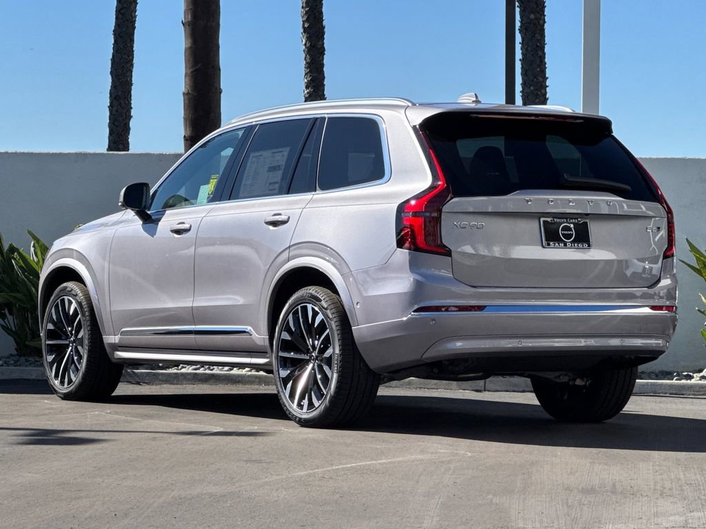 New 2026 Volvo XC90 B6 Plus w/ Protection Package Premier image 3