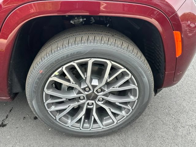 New 2026 Jeep Grand Cherokee L Summit AWD/4WD image 12