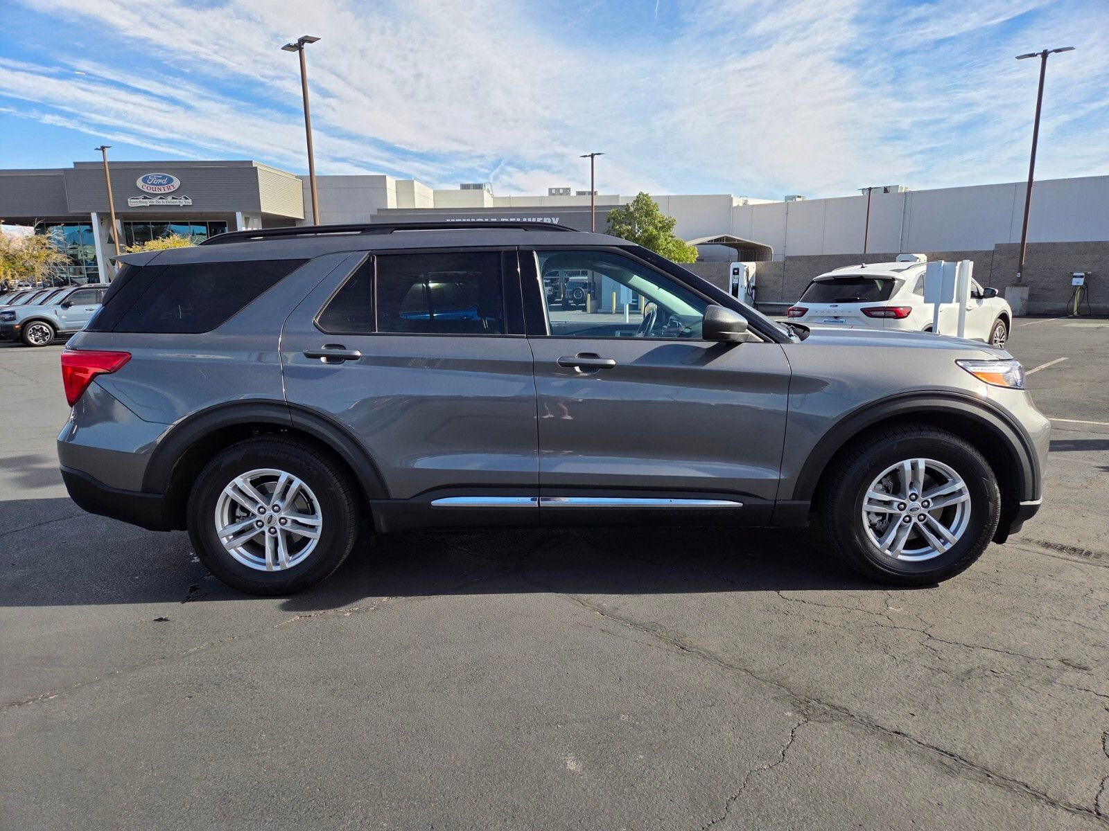 Certified 2023 Ford Explorer XLT w/ Equipment Group 202A image 7