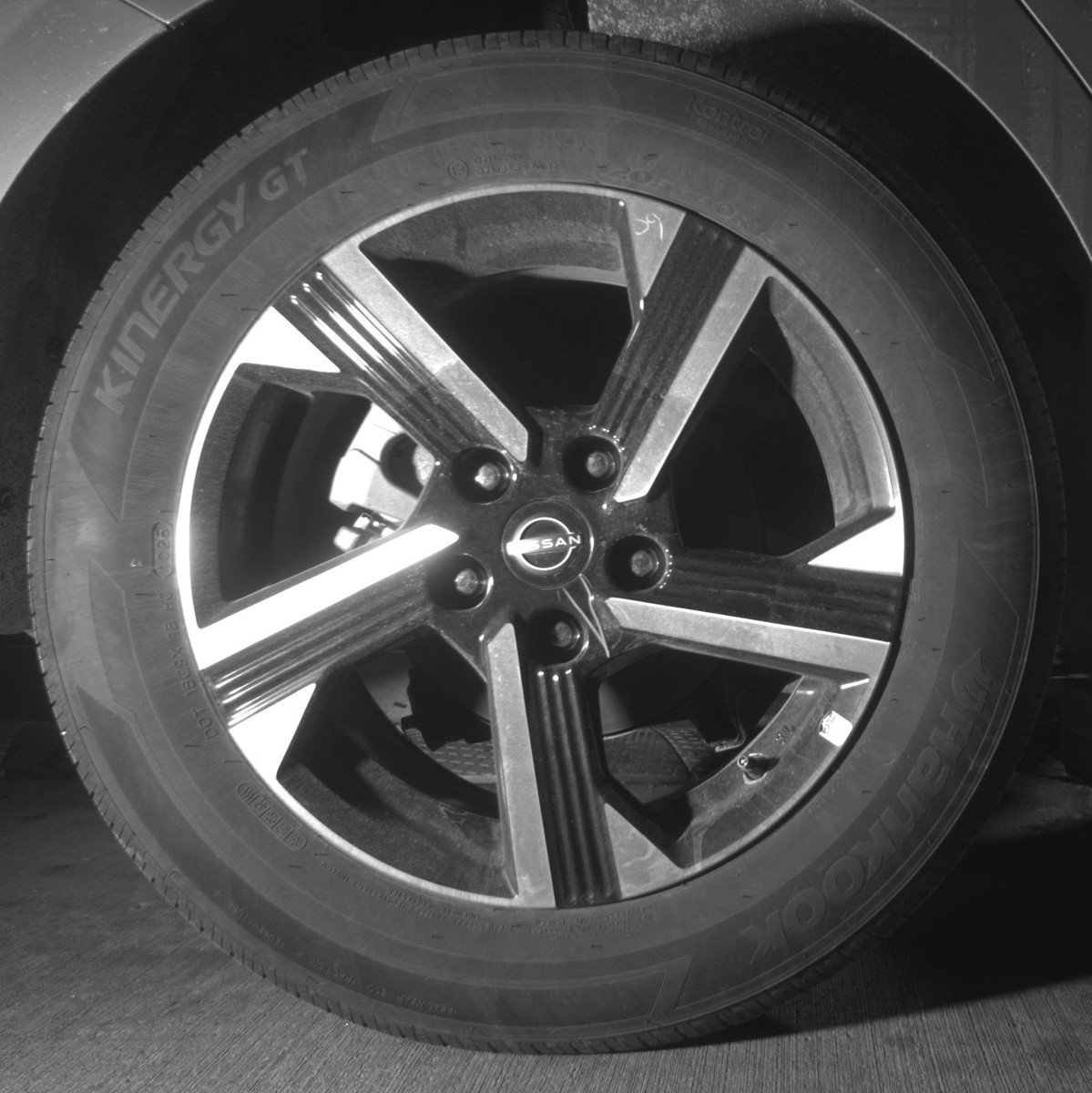 Used 2025 Nissan Sentra SV image 12