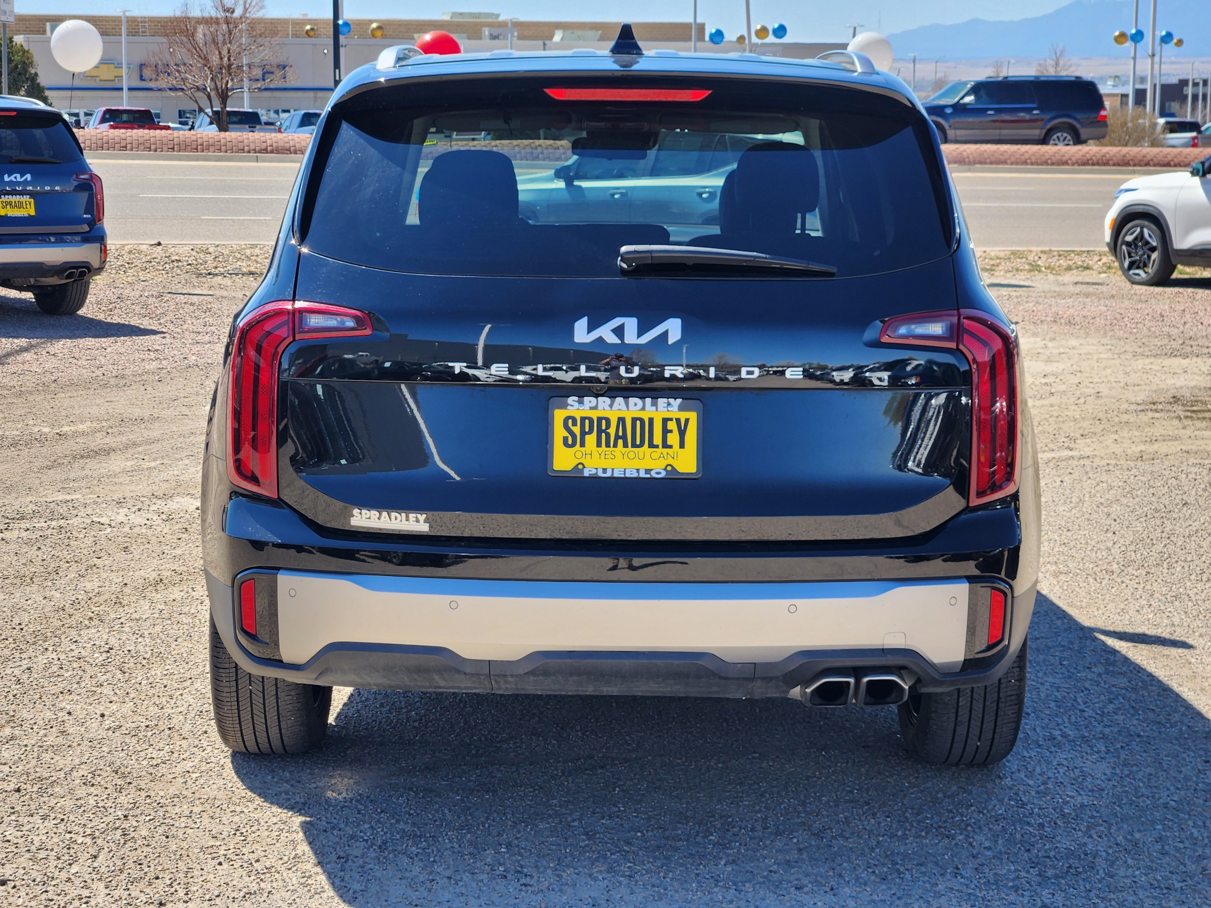 Used 2025 Kia Telluride S FWD image 4