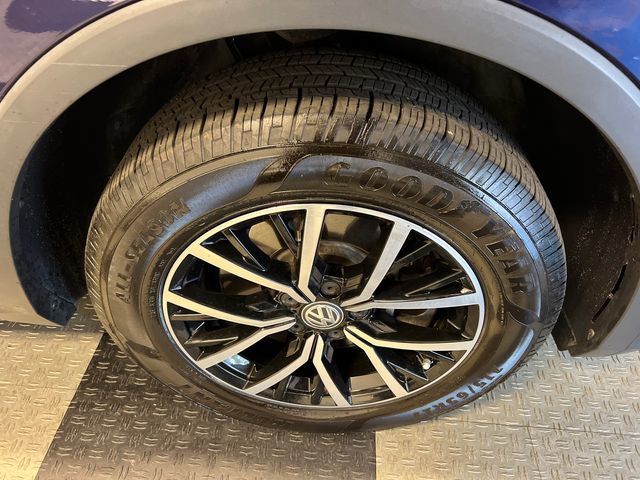 Certified 2021 Volkswagen Tiguan SE FWD image 9