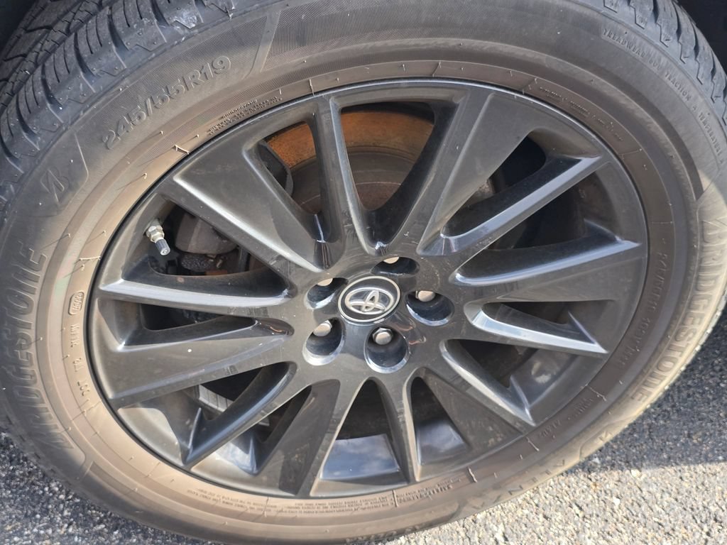 Used 2019 Toyota Highlander SE AWD/4WD image 10