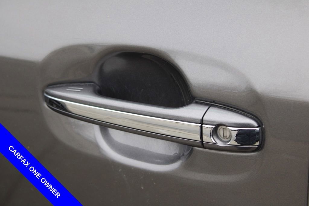 Used 2017 Toyota Sienna SE Premium image 14