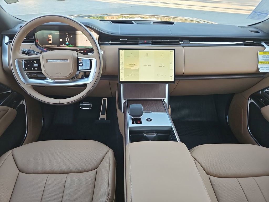 New 2026 Land Rover Range Rover SE image 18
