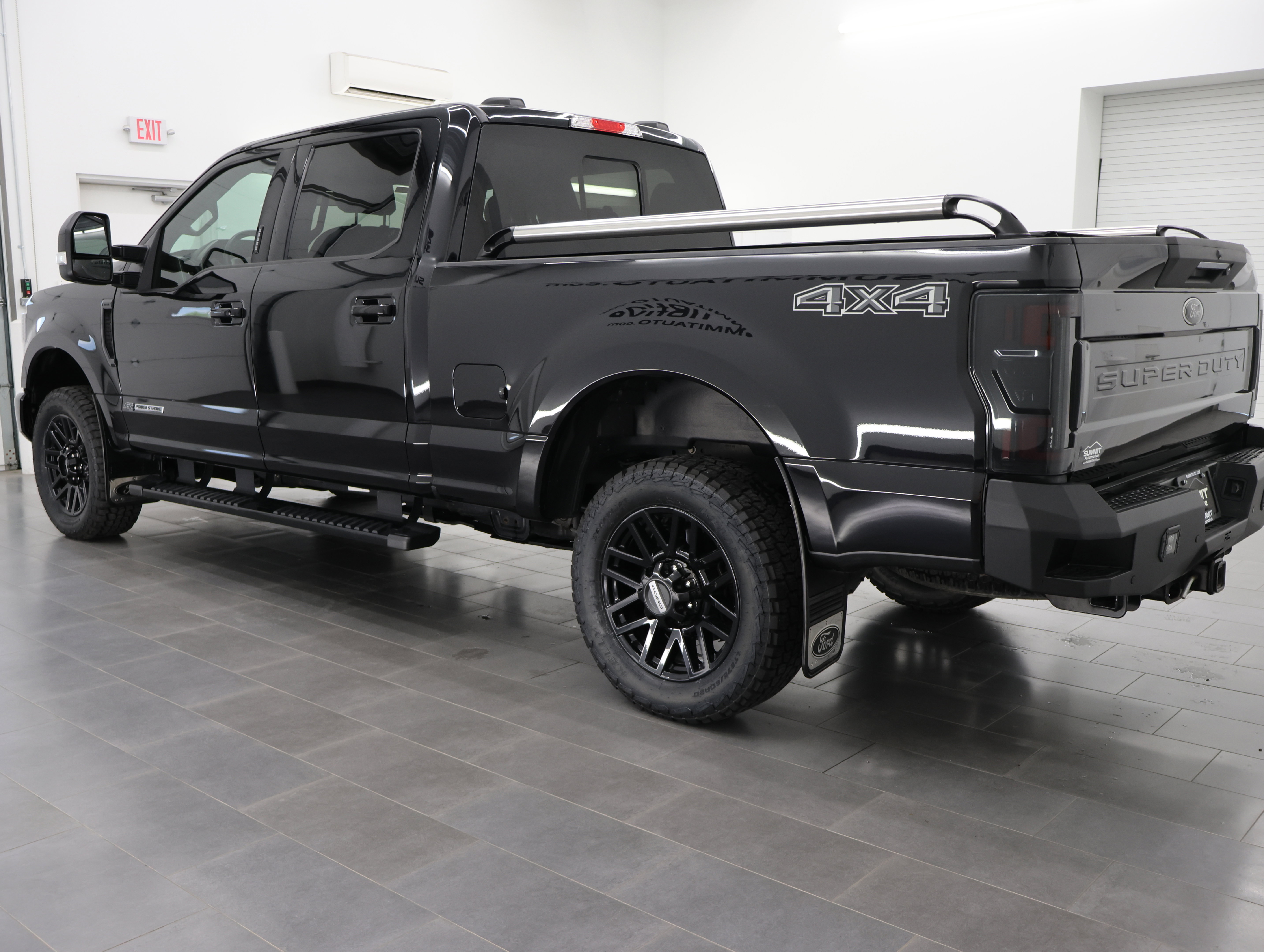 Used 2021 Ford F350 Lariat AWD/4WD image 6