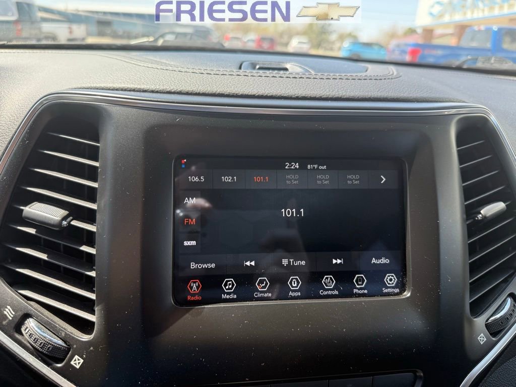 Used 2021 Jeep Cherokee Latitude Lux image 18